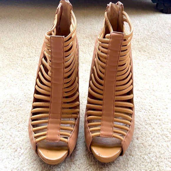 BCBGeneration Heels - Picture 1 of 6